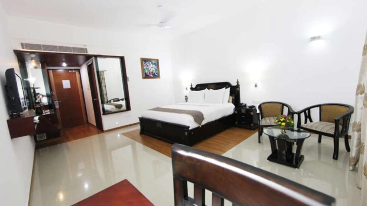 Fabhotel White Dammar Thiruvananthapuram Luaran gambar